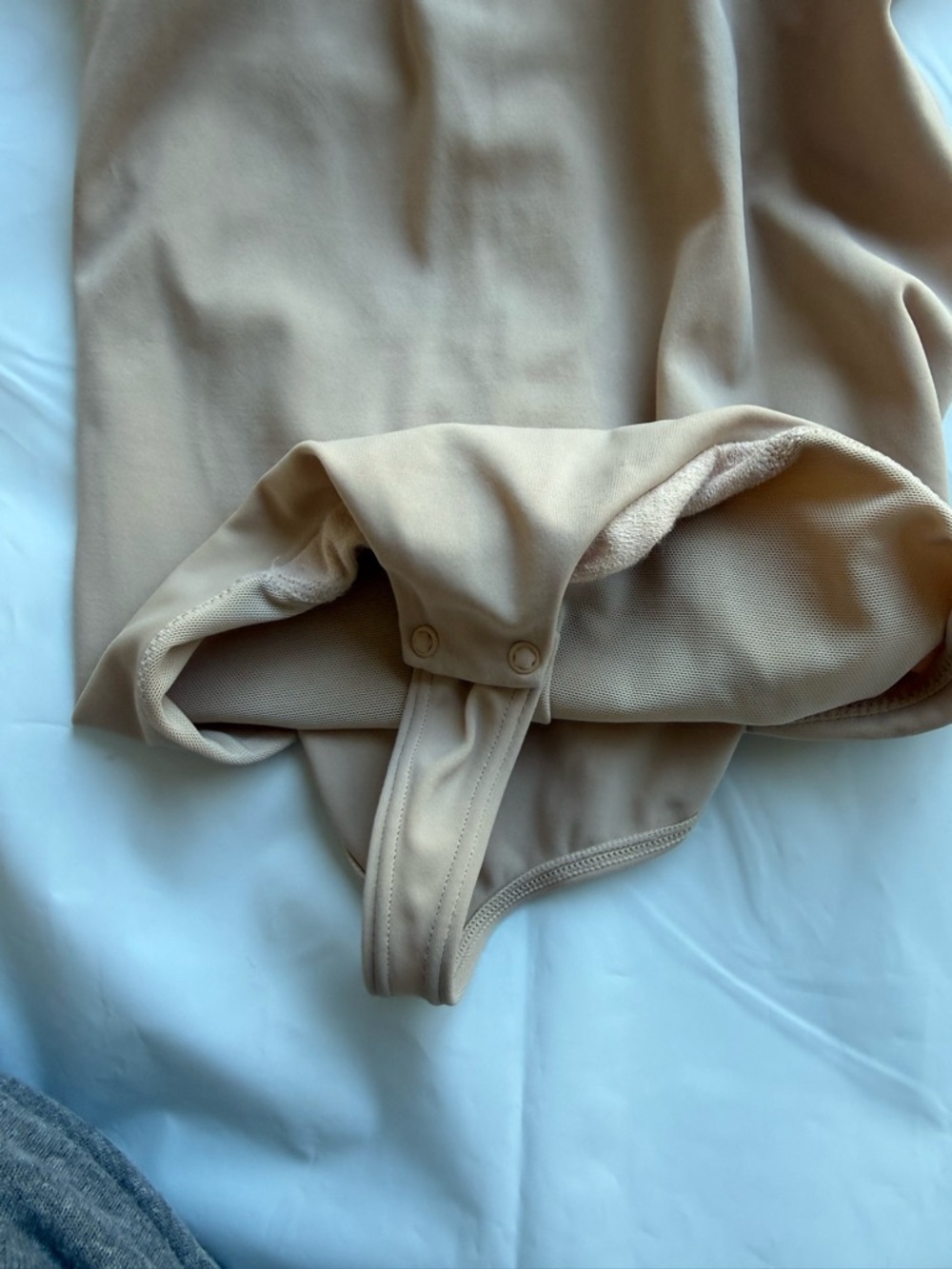 Wolford Nude Mat de Luxe Forming Bodysuit Shapewear - Picture 7 of 12